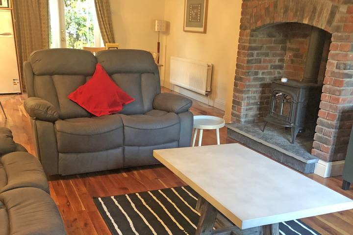 Courtyard Holiday Cottage No 8 in Condado de Meath