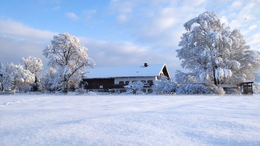 Ferienwohnung für 4 Personen, mit Garten in Brannenburg