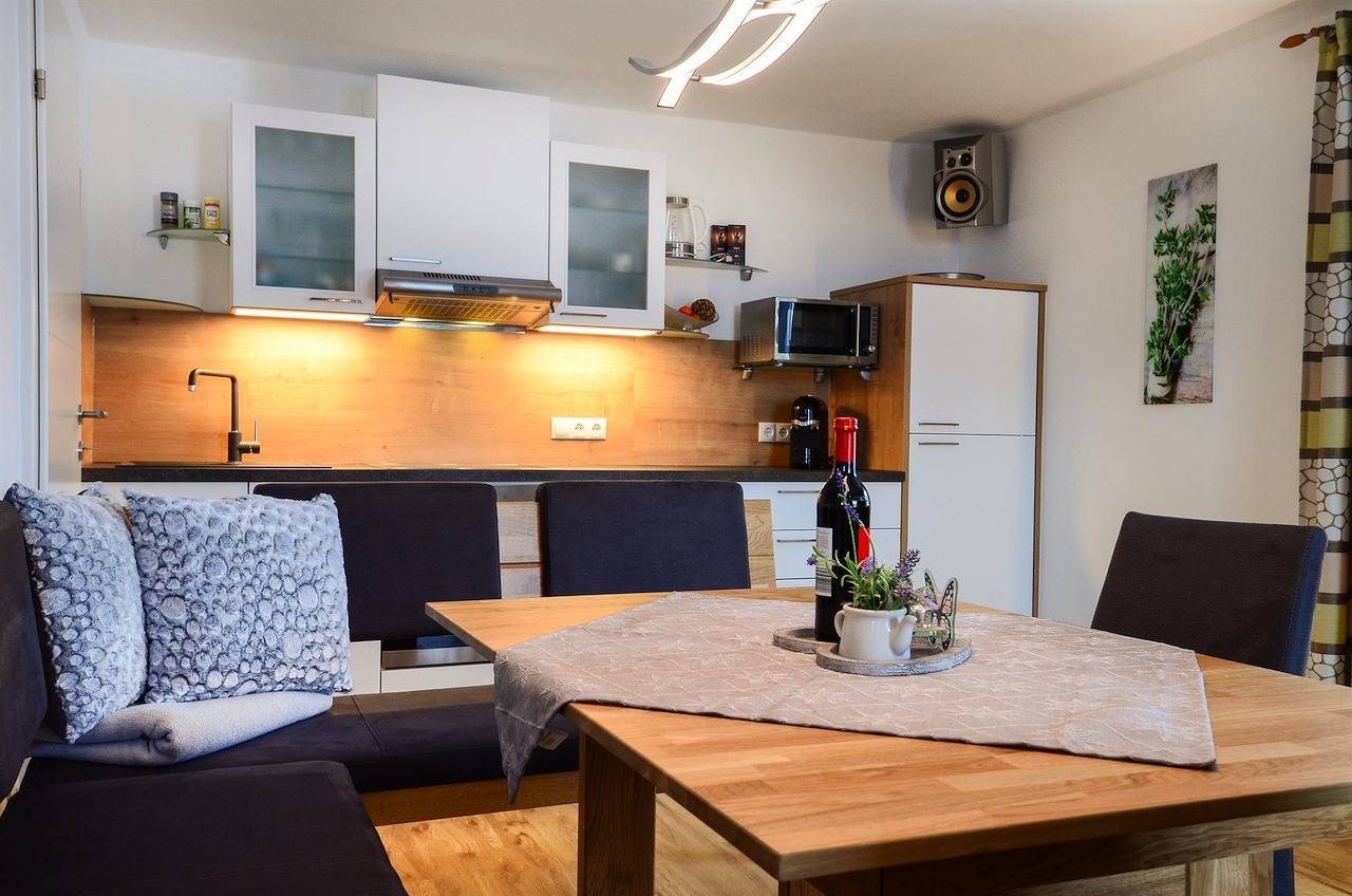 Ganze Ferienwohnung, Appartement "Bernstein" in Salzkammergut-Berge, Abtenau