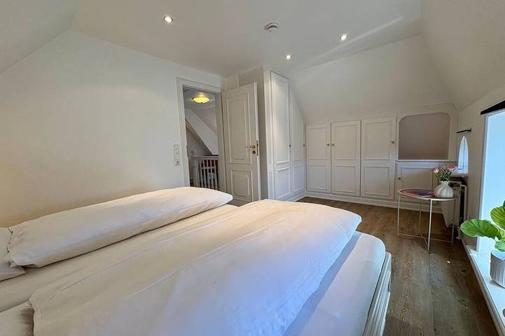 Ganze Wohnung, 2 Jan: 65qm auf 2 Ebenen (Eg und Og) für bis zu 3 Personen mit eigener Terrasse in Keitum, Sylt (Gemeinde)