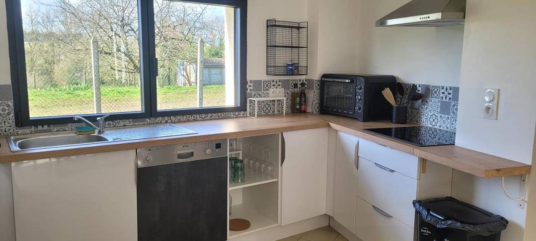 Location de vacances pour 6 personnes, avec jardin à Martigné-Ferchaud - 3