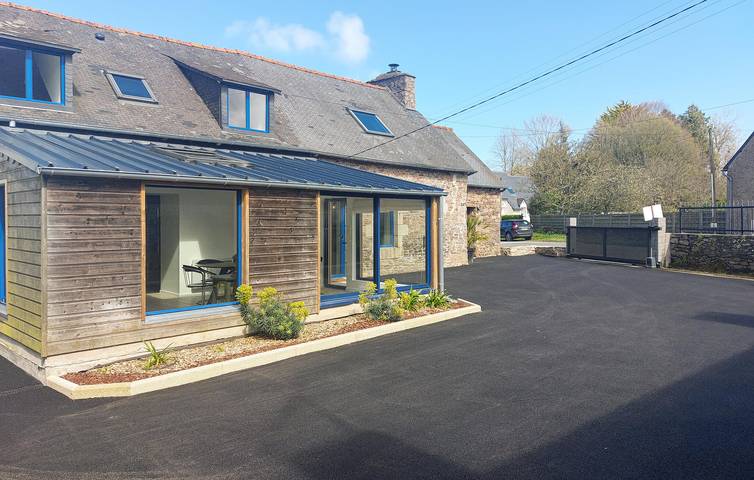 Location de vacances pour 8 personnes, avec terrasse et jardin à Plouézec - 2