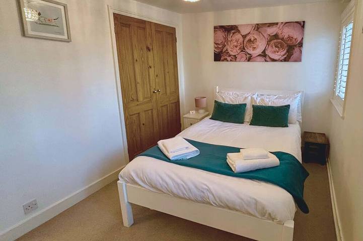 Quaint 2 bed Cottage in the Heart of Cambridge with free parking off-site in Market Ward, Cambridge