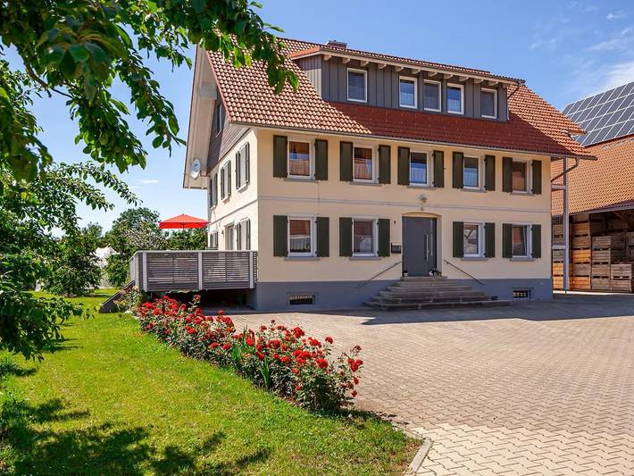 Ganze Ferienwohnung, Ferienwohnung Hopfenblüte - Ferienwohnung Hopfenblüte - 4 seperate Schlafzimmer, max. 8 Personen in Eriskirch, Region Bodensee-Oberschwaben