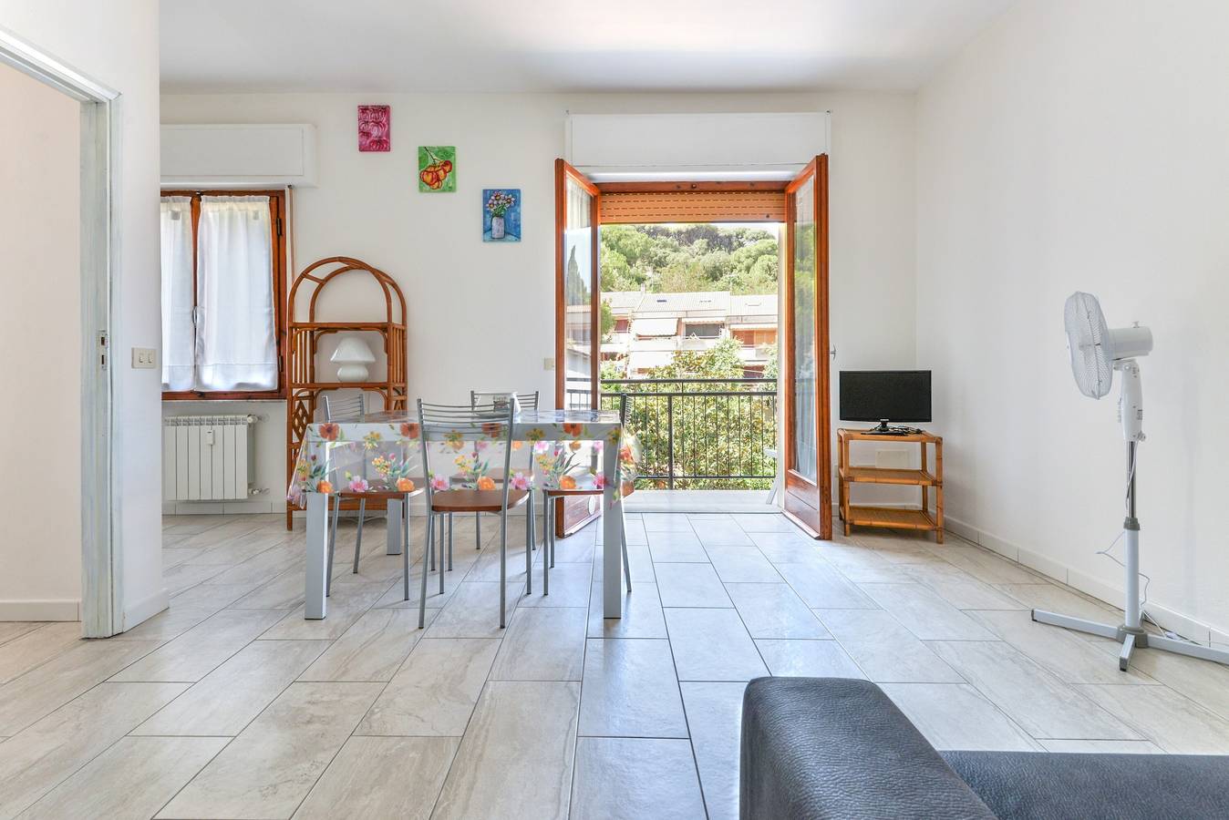 Appartamento intero, Appartamento 'Casa Claudia A Porto Azzurro' con Balcone in Porto Azzurro, Isola d'Elba