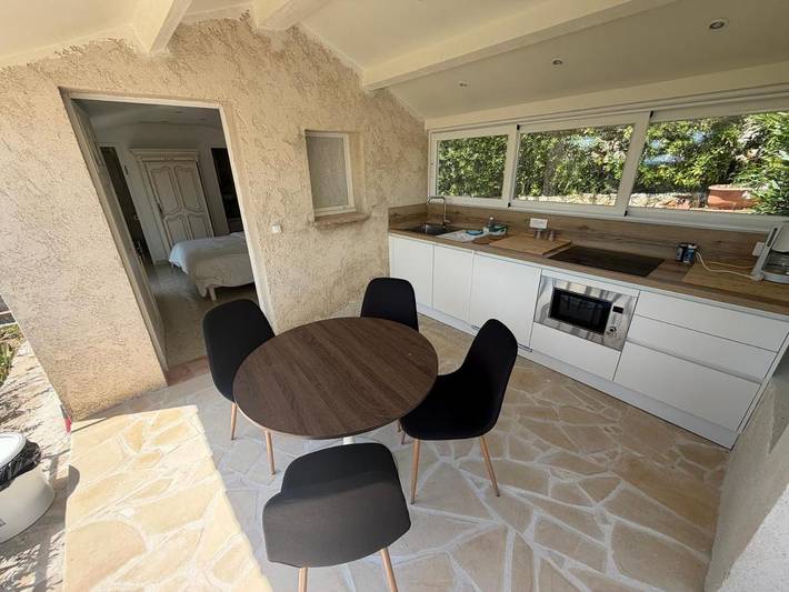 Chambre d’hôte pour 2 personnes, avec vue ainsi que piscine et jardin à Vence - 4