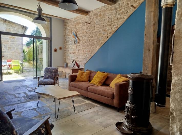 Gîte pour 8 personnes, avec Terrasse et Jardin à Crançot