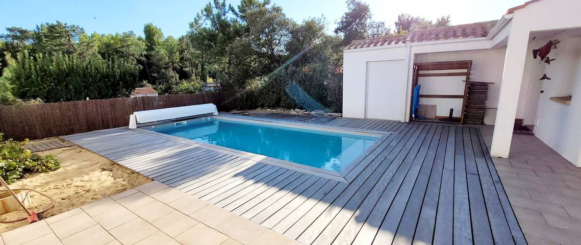Villa pour 8 personnes, avec jardin ainsi que piscine et terrasse, animaux acceptés à La Tranche-sur-Mer