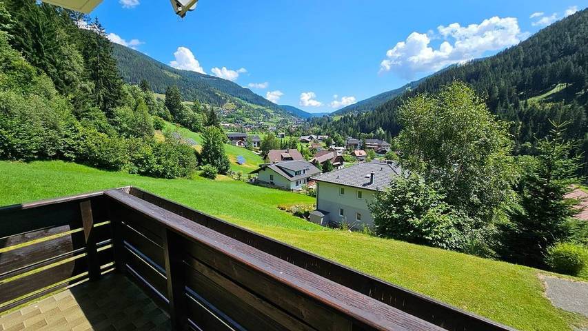 Ferienwohnung für 4 Personen, mit Balkon und Ausblick - 1