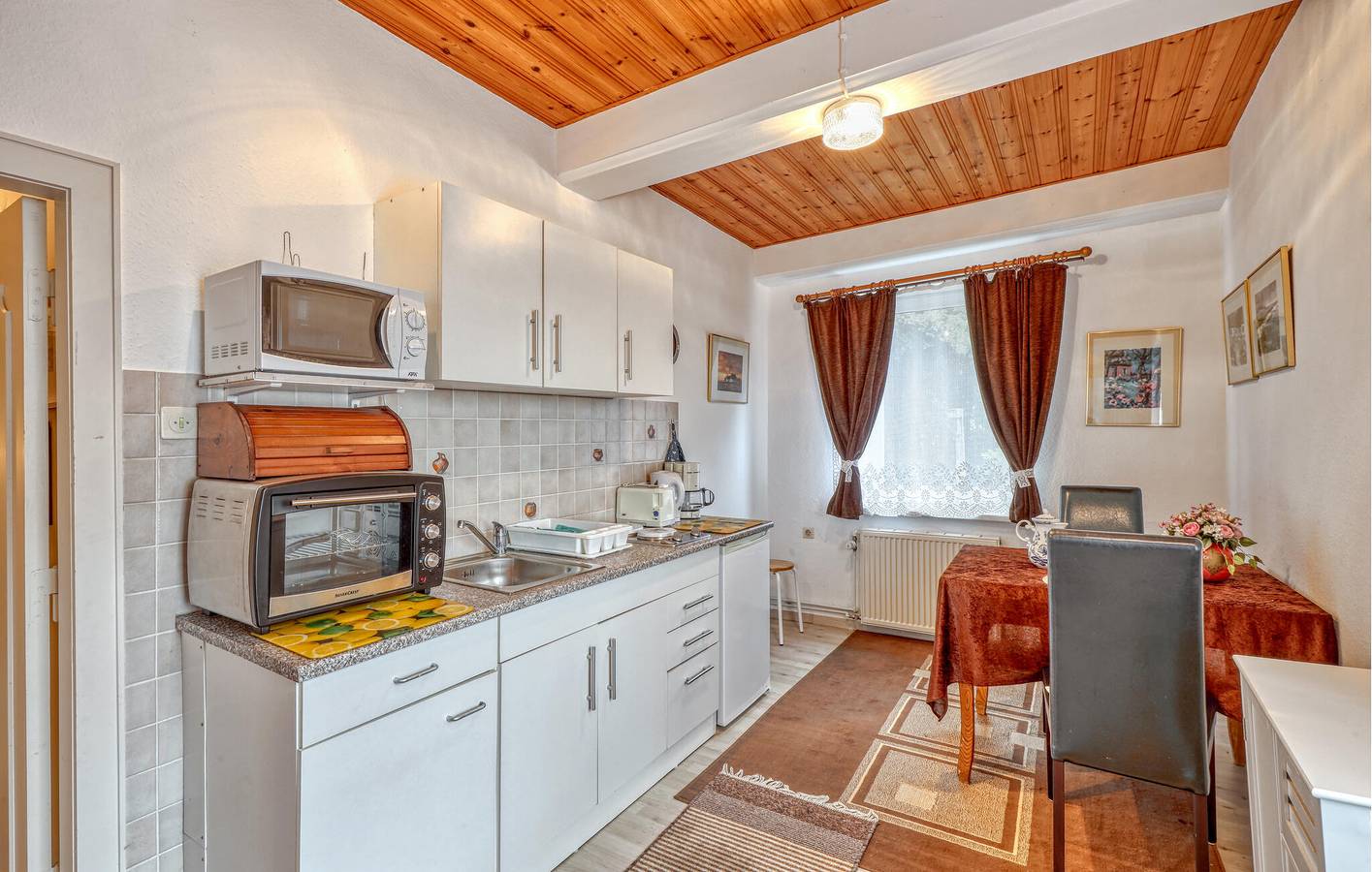 Ganze Ferienwohnung, Gemütliche Wohnung mit Terrasse, WiFi & Parkplatz bei Galmsbüll in Galmsbüll, Nordfriesland