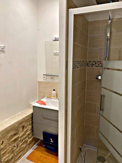 Location de vacances pour 4 personnes, avec jardin, adapté aux familles à Douvres-la-Délivrande - 2