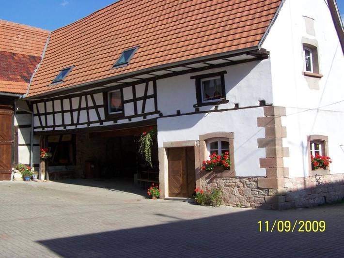 Gîte pour 5 personnes, avec Terrasse et Jardin à Hunspach