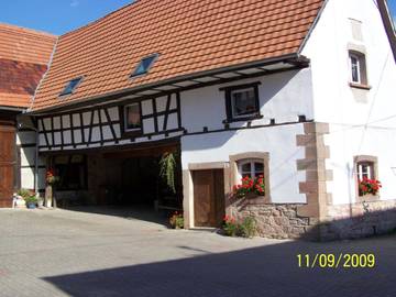 Gîte pour 5 personnes, avec jardin, animaux acceptés à Hunspach