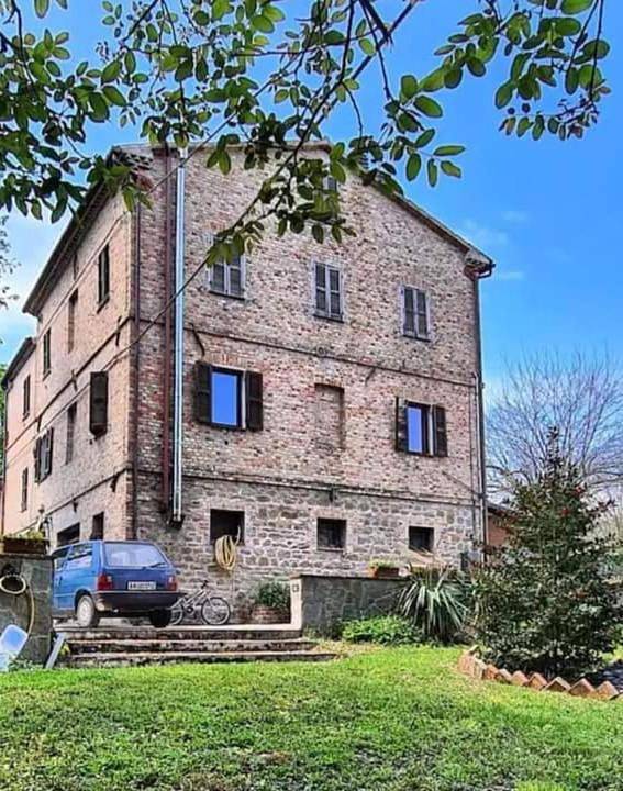 Ferienwohnung für 8 Personen, mit Pool und Ausblick sowie Garten, mit Haustier