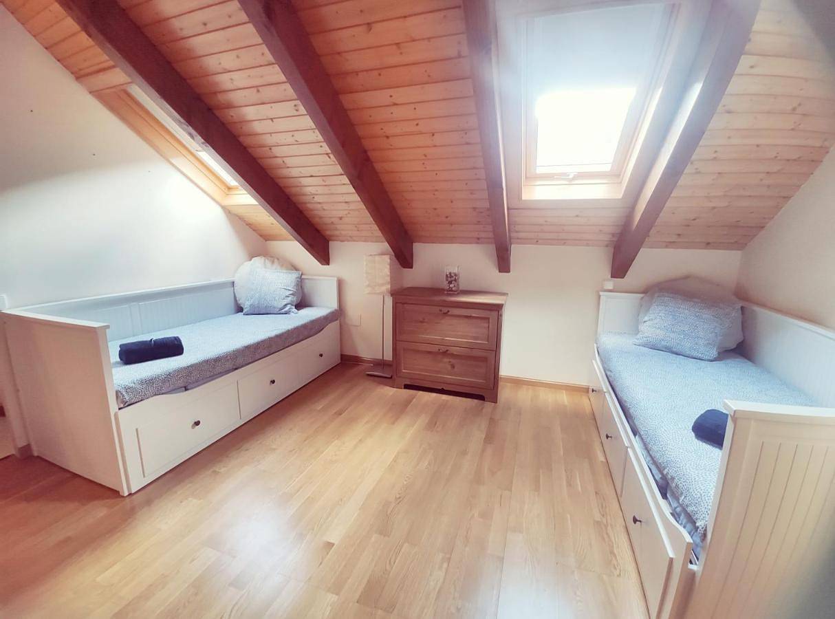Apartamento entero, One-Bedroom Apartment in Villanúa, Pirineo Aragonés