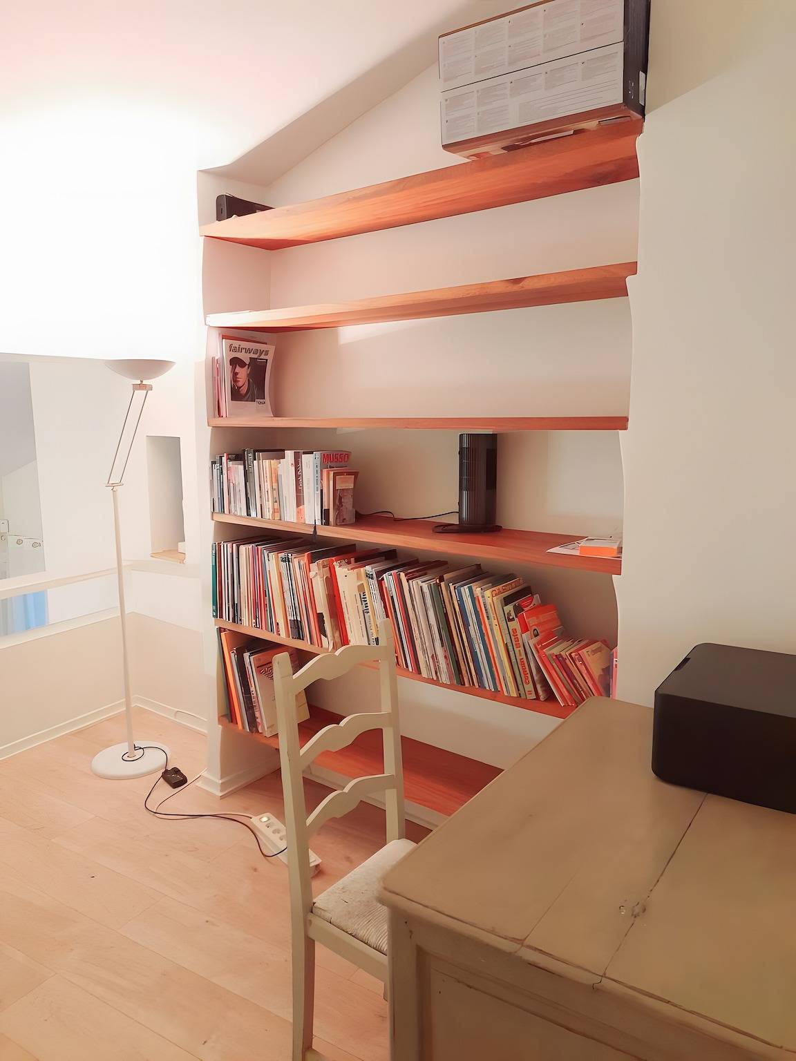 Villa “Longomai” with Mountain View, Wi-Fi, and Air Conditioning in Saignon, Parc naturel régional du Luberon