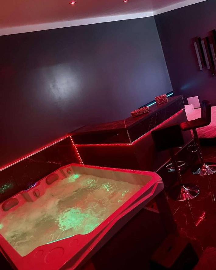 Maison de vacances pour 2 personnes, avec Jacuzzi ainsi que Terrasse et Jardin