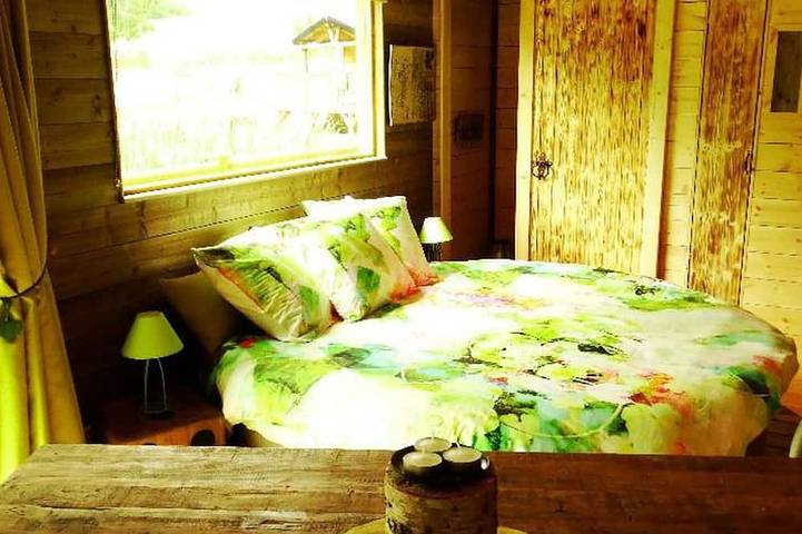 Gîte pour 2 personnes, avec Terrasse à Suzy - 2