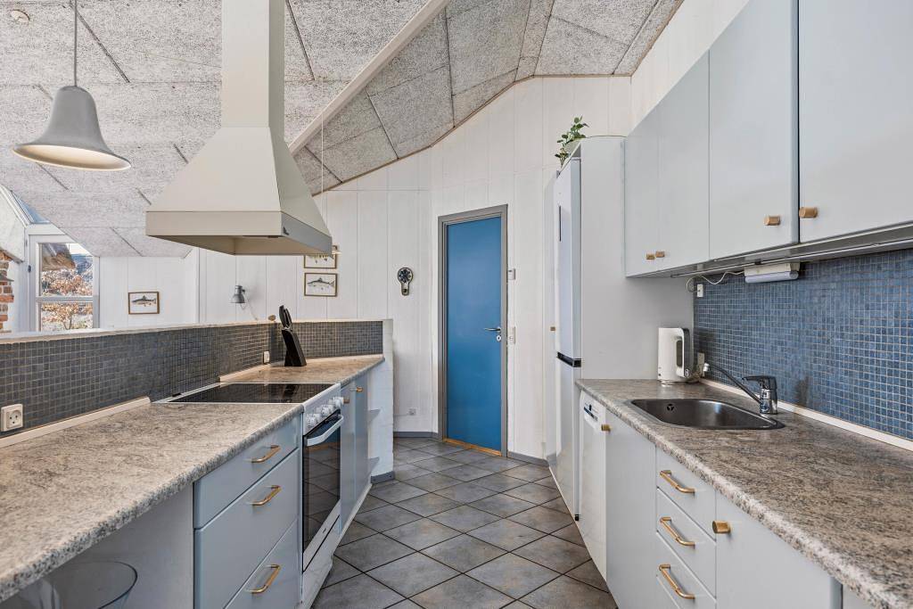 Kinderfreundliches Ferienhaus mit Pool und Whirlpool  in Toftum, Wadden Sea National Park
