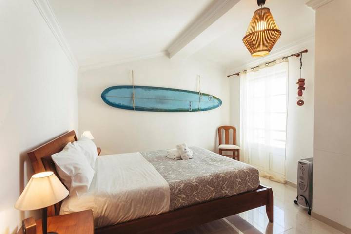 Location de vacances pour 6 personnes, avec Terrasse et Jardin à Peniche