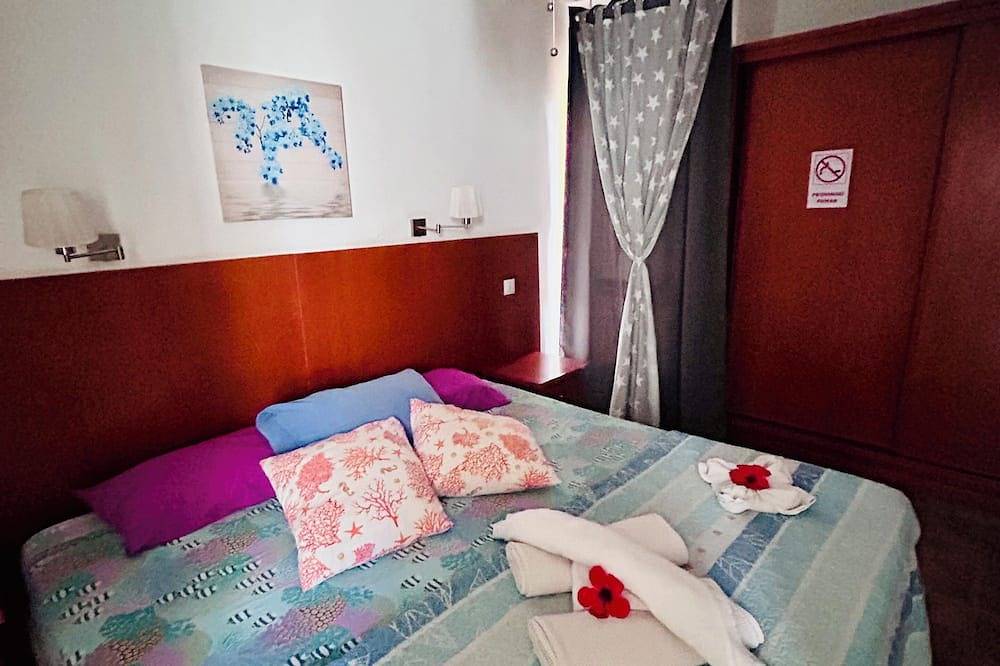 Cozy bungalow in complex with swimming pools for spectacular vacations  in Sonnenland, San Bartolomé de Tirajana