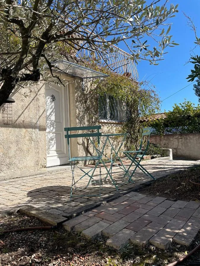 Apartamento de vacaciones para 2 personas, con terraza además de piscina y vistas - 1