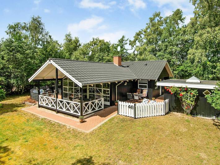 Ferienhaus für 8 Personen, mit Whirlpool und Terrasse sowie Sauna am Mariagerfjord