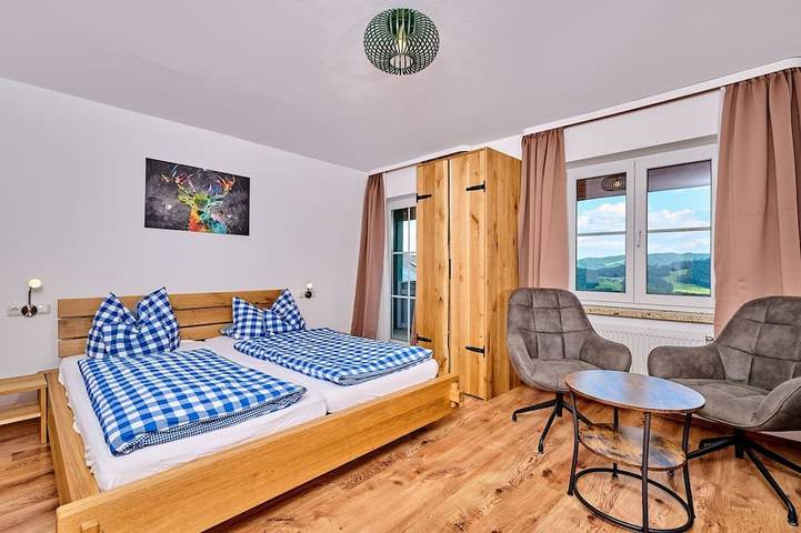 Ferienhaus für 17 Personen, mit Balkon und Garten sowie Pool in Kollnburg - 2