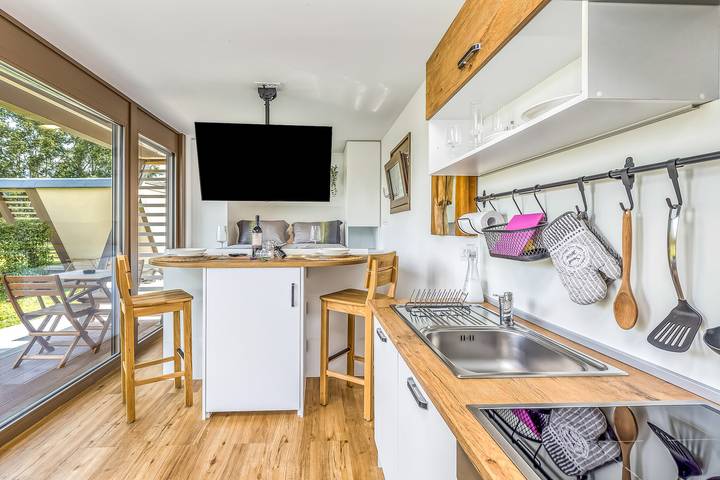 Camping pour 2 personnes, avec terrasse, adapté aux familles en Slovénie - 2