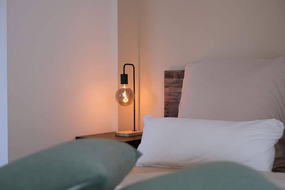 Ganze Wohnung, Ferienwohnung See Um'S Eck - modernes Apartment mit Loggia direkt am Hainer See in Kahnsdorf, Neukieritzsch