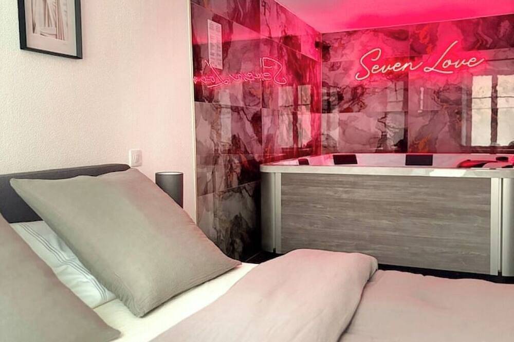 Ganze Wohnung, Seven Love - Private Spa in Sélestat in Schlettstadt, Region Sélestat-Erstein