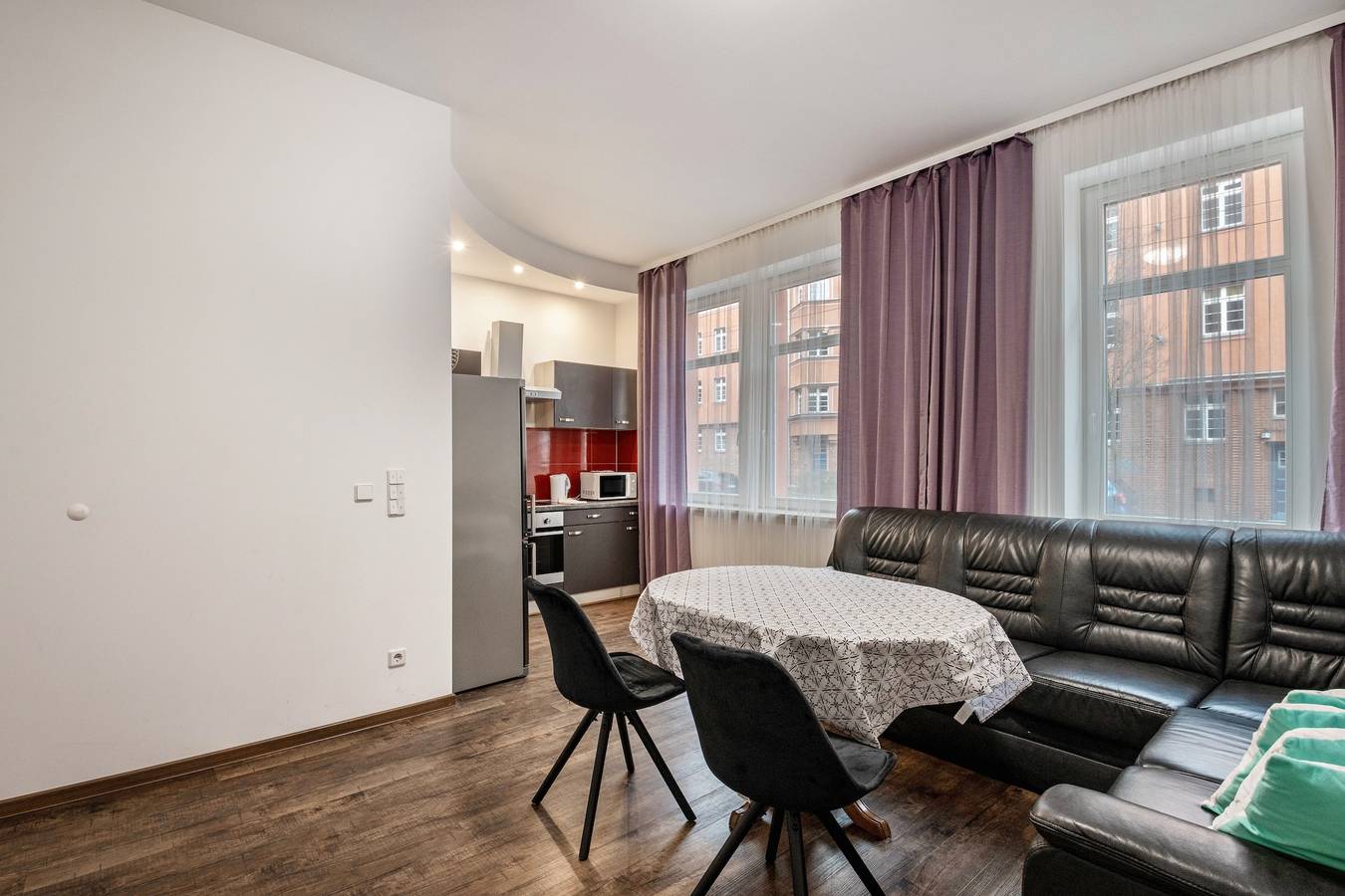Appartement entier, Appartement 'Ferienwohnung Alex' avec terrasse privée, balcon et Wi-Fi in Leipzig, Région de Leipzig