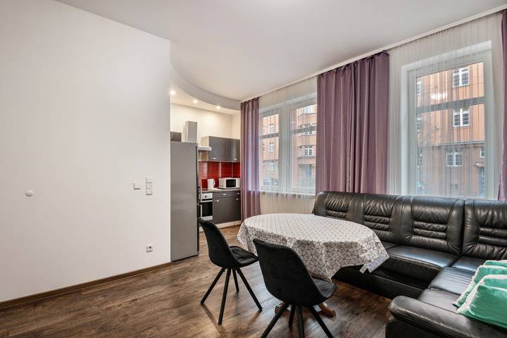 Ferienwohnung für 5 Personen, mit Balkon in Leipzig