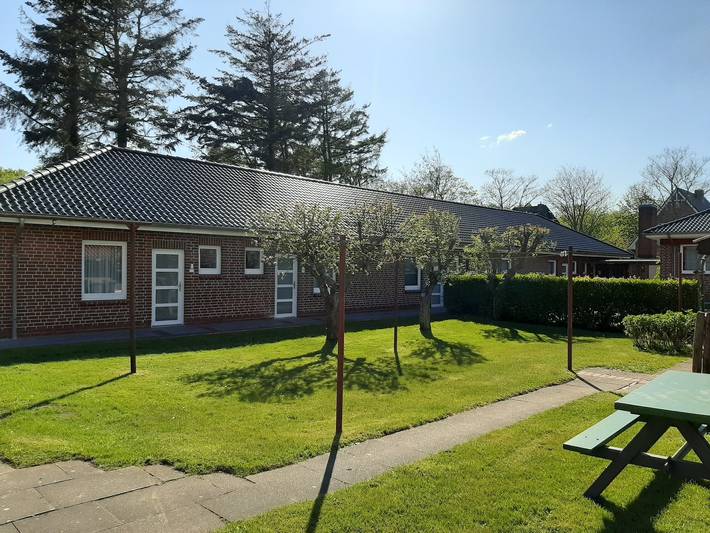 Bungalow für 3 Personen, mit Terrasse und Garten in Nordfriesland - 2