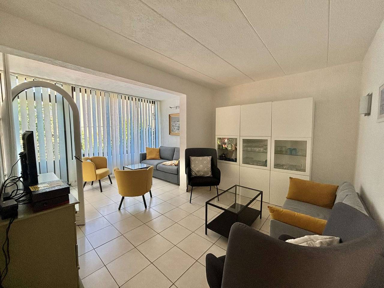 Ganze Wohnung, 3-Zimmer-Wohnung mit Terrasse nahe dem Strand in Lumio in Sant Ambroggio, Lumio