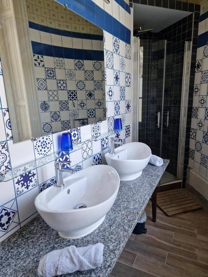 Family Junior Suite in Saint-Bonnet-les-Oules, Montbrison