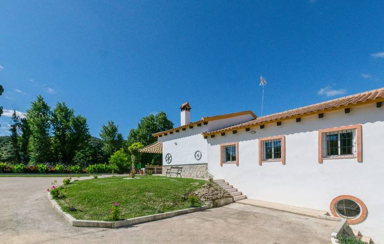 Location de vacances pour 14 personnes, avec terrasse et piscine, animaux acceptés dans la Province de Séville - 4