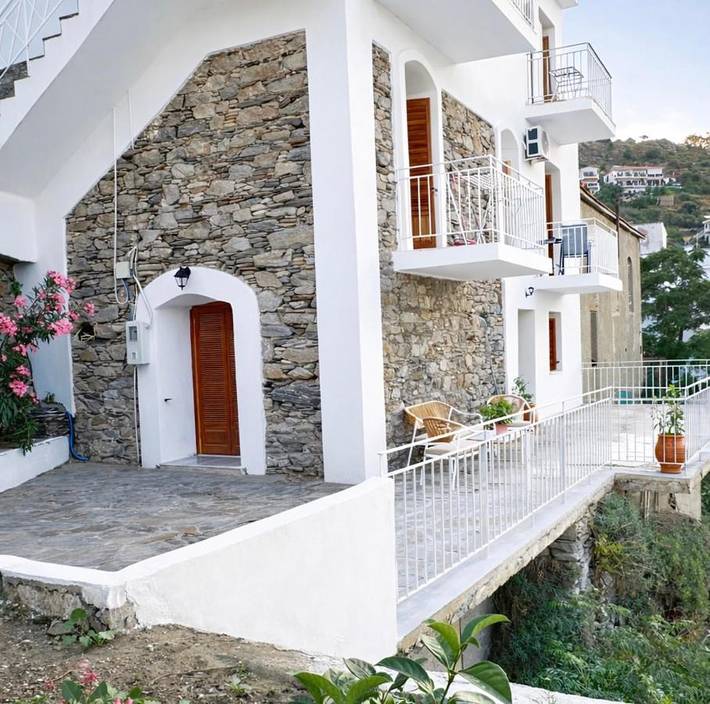 Ferienhaus für 5 Personen, mit Ausblick und Garten, kinderfreundlich - 1