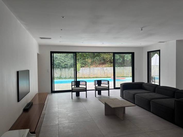 Location de vacances pour 6 personnes, avec Terrasse ainsi que Jardin et Piscine à Bonnetan