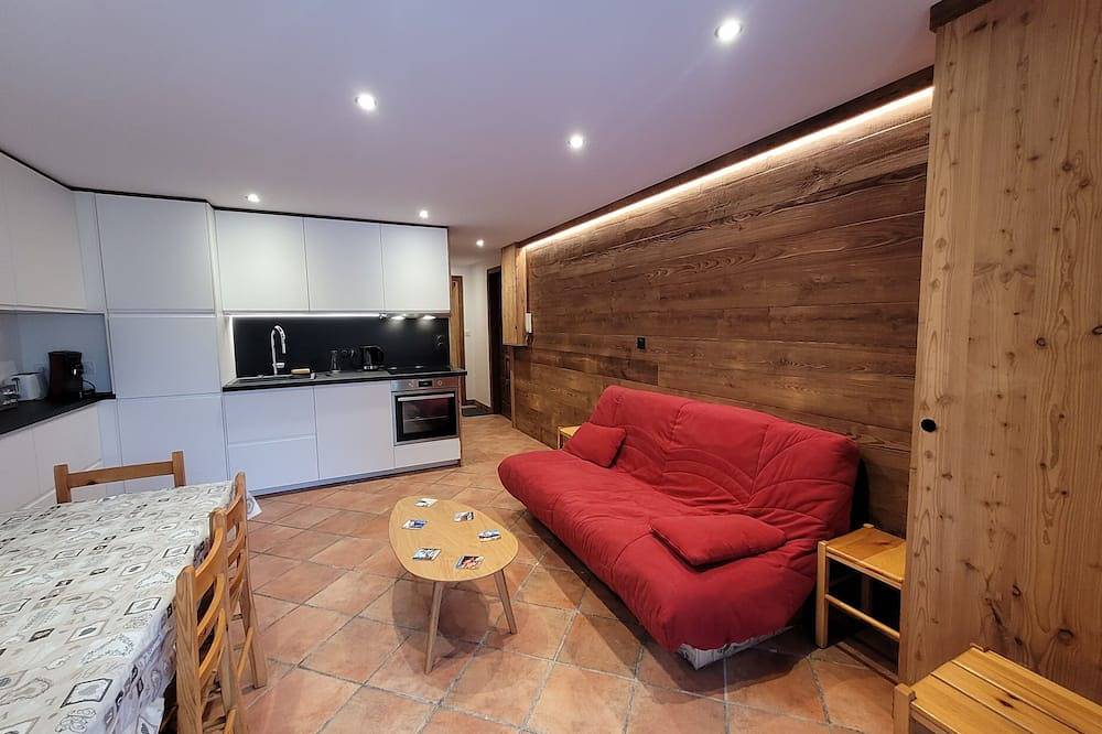 Appartement entier, Appartement T2 + coin montagne 41m² à 100 m des pistes et du golf. in Montgenèvre, Région de Briançon