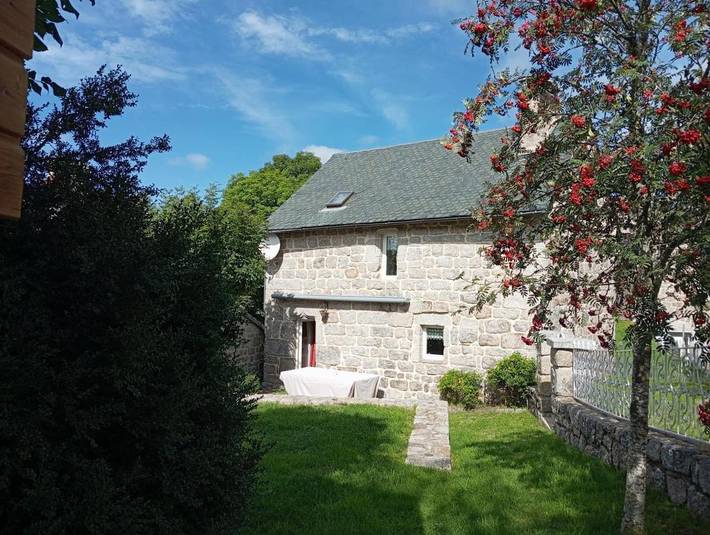 Location de vacances pour 5 personnes, avec jardin dans Chauchailles - 2