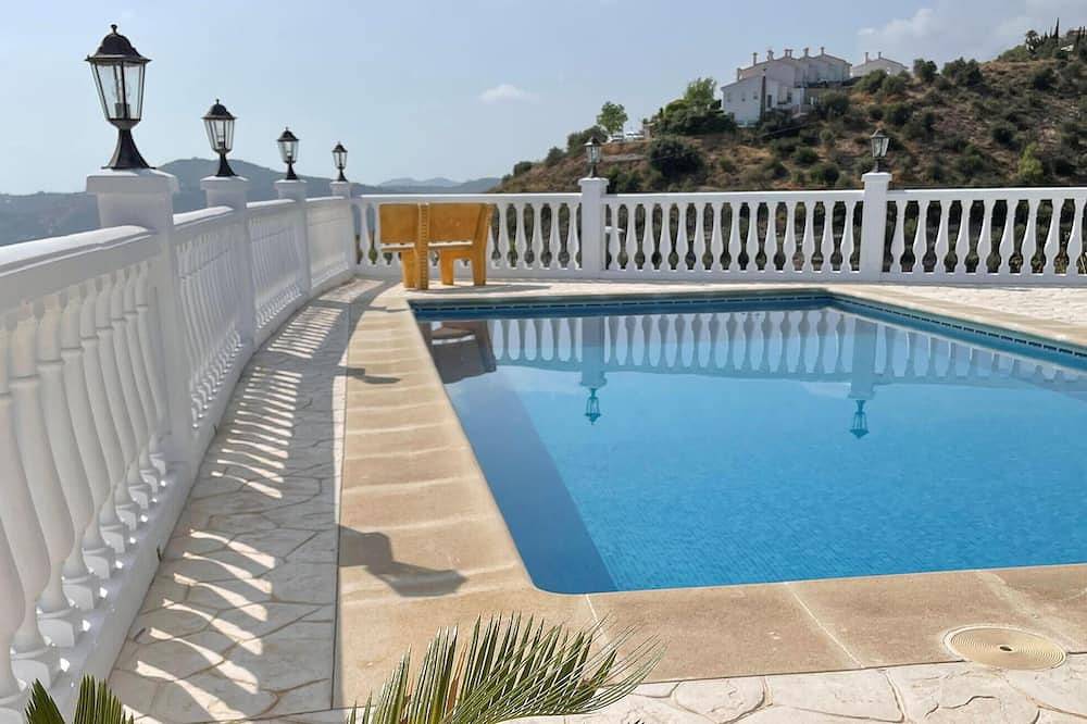 Casa vacanza a Cómpeta a partire da 163€ a notte