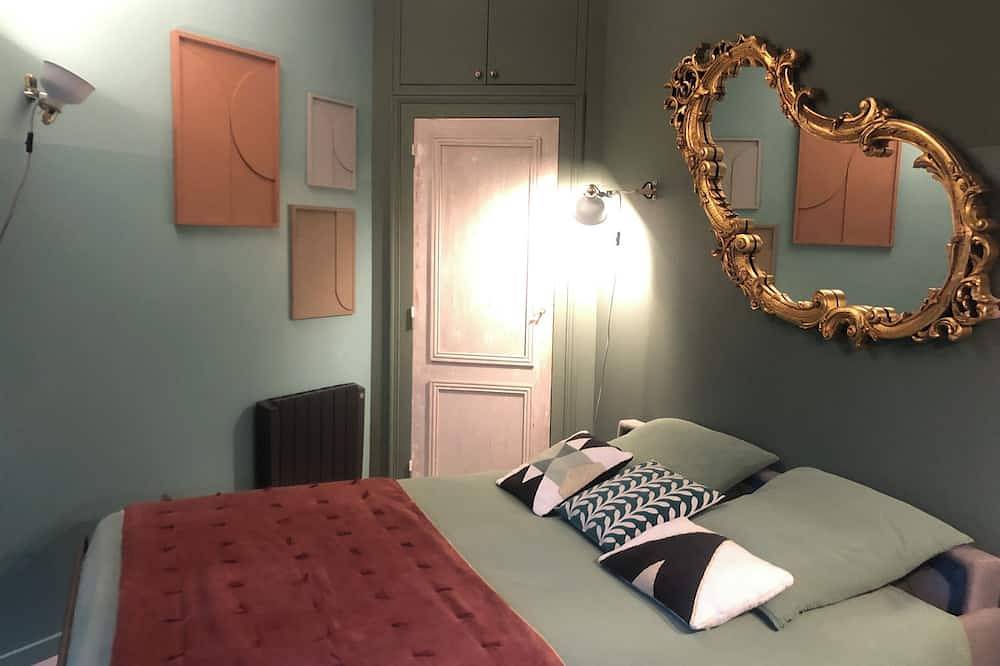 Entire apartment, Charming Studio In Bordeaux St Augustin in Bordeaux, Bordeaux region