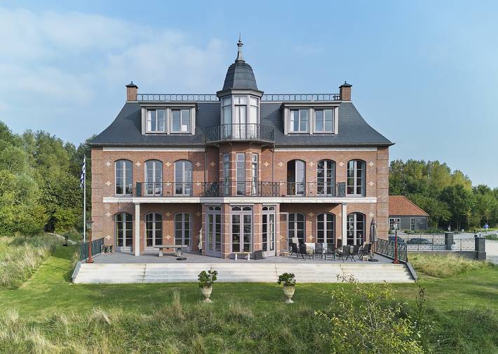 Ferienhaus für 4 Personen, mit Balkon/Terrasse und Terrasse