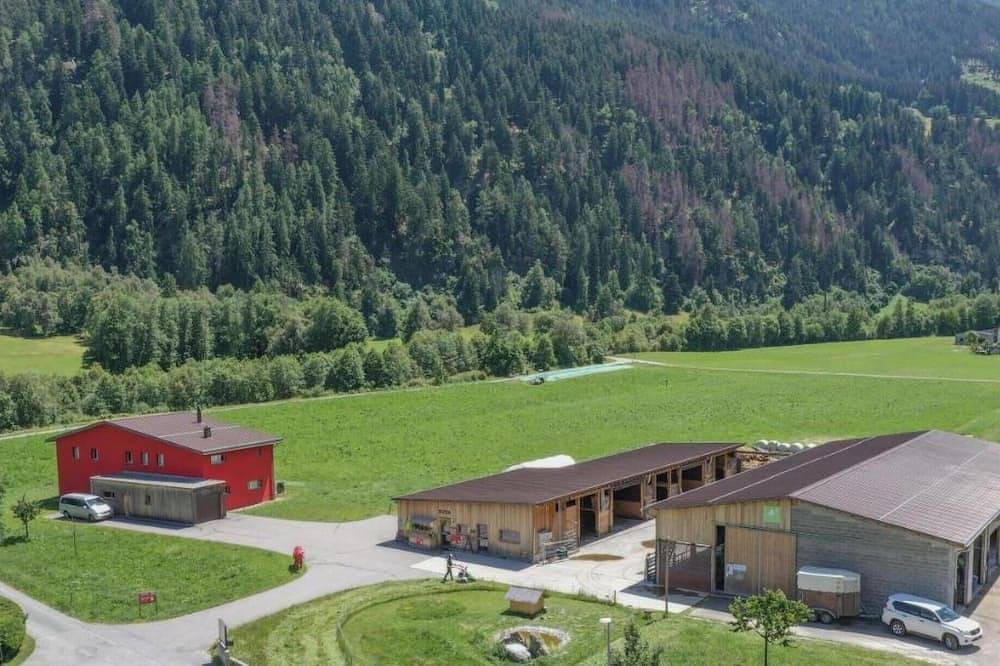 Ganze Wohnung, Agrotourismus Bauernhof Puntetta, (Müstair). in Müstair, Val Müstair