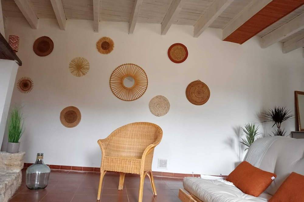 Maison Typique Proche des Fameuse Cascades du Sautadet in La Roque-sur-Cèze, Nimes und Umgebung