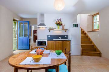 Gîte pour 3 personnes, avec jardin à Corseul