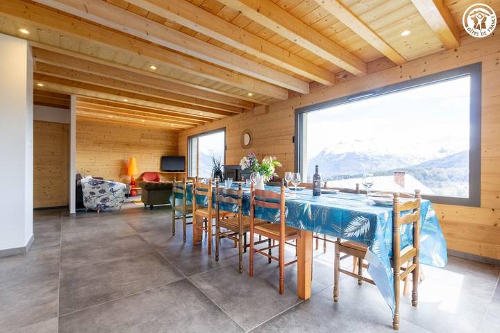 Gîte für 12 Personen, mit Terrasse und Garten in Französische Alpen - 3