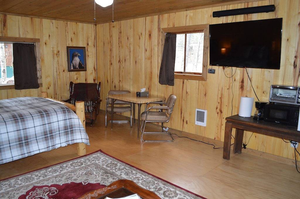 Last minute Plan to Glacier Guest Cabin Sauna in Glacier-Nationalpark