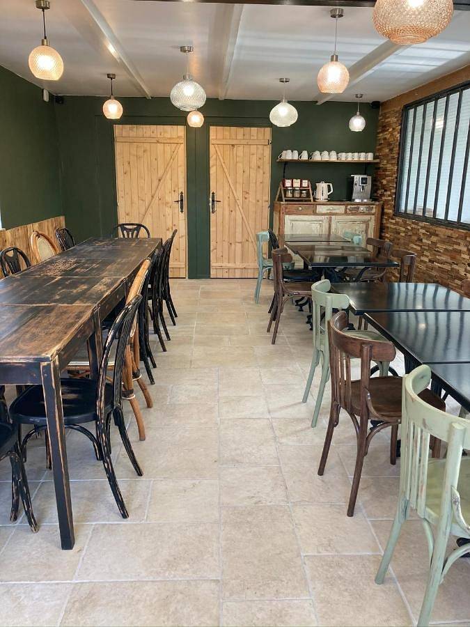 Gîte pour 4 personnes, avec vue ainsi que piscine et jardin, adapté aux familles à OMS (homonymie) - 2